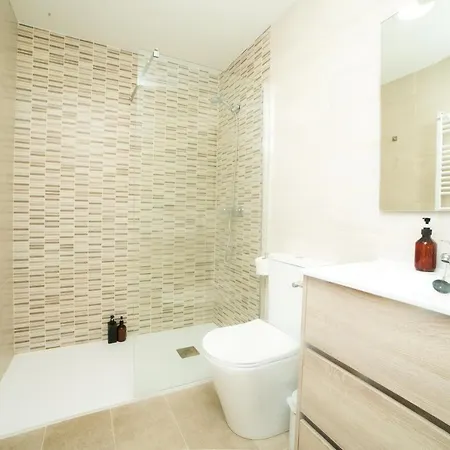 Luminoso Nuez - Zonas Verdes, Wifi, Aparcamiento Gratuito *