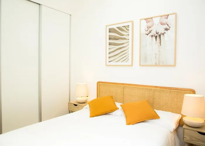 Luminoso Nuez - Zonas Verdes, Wifi, Aparcamiento Gratuito Daire *