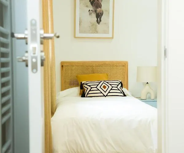 Luminoso Nuez - Zonas Verdes, Wifi, Aparcamiento Gratuito Daire *